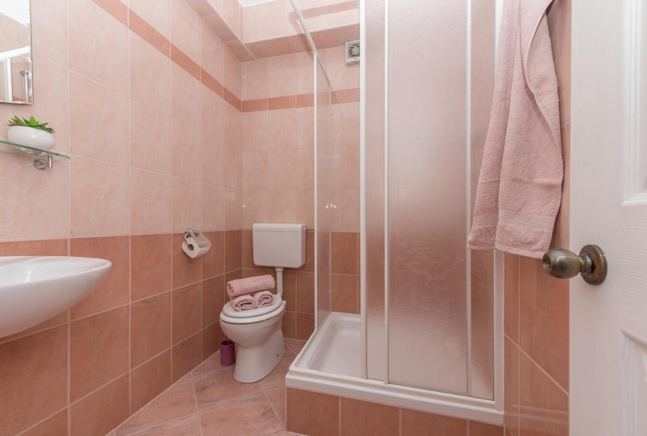 Skiljini Dvori - Apartman Makarska Zewnętrze zdjęcie