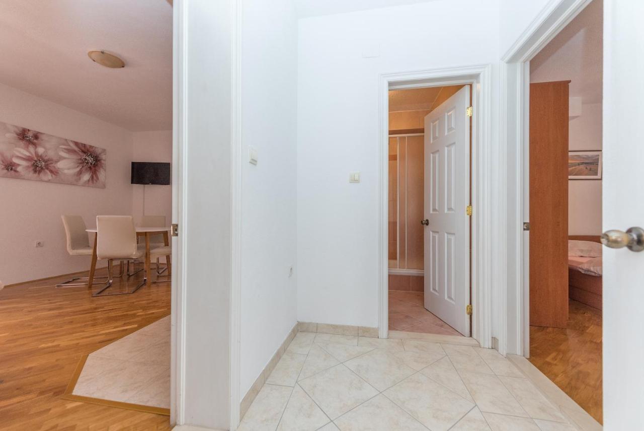 Skiljini Dvori - Apartman Makarska Zewnętrze zdjęcie
